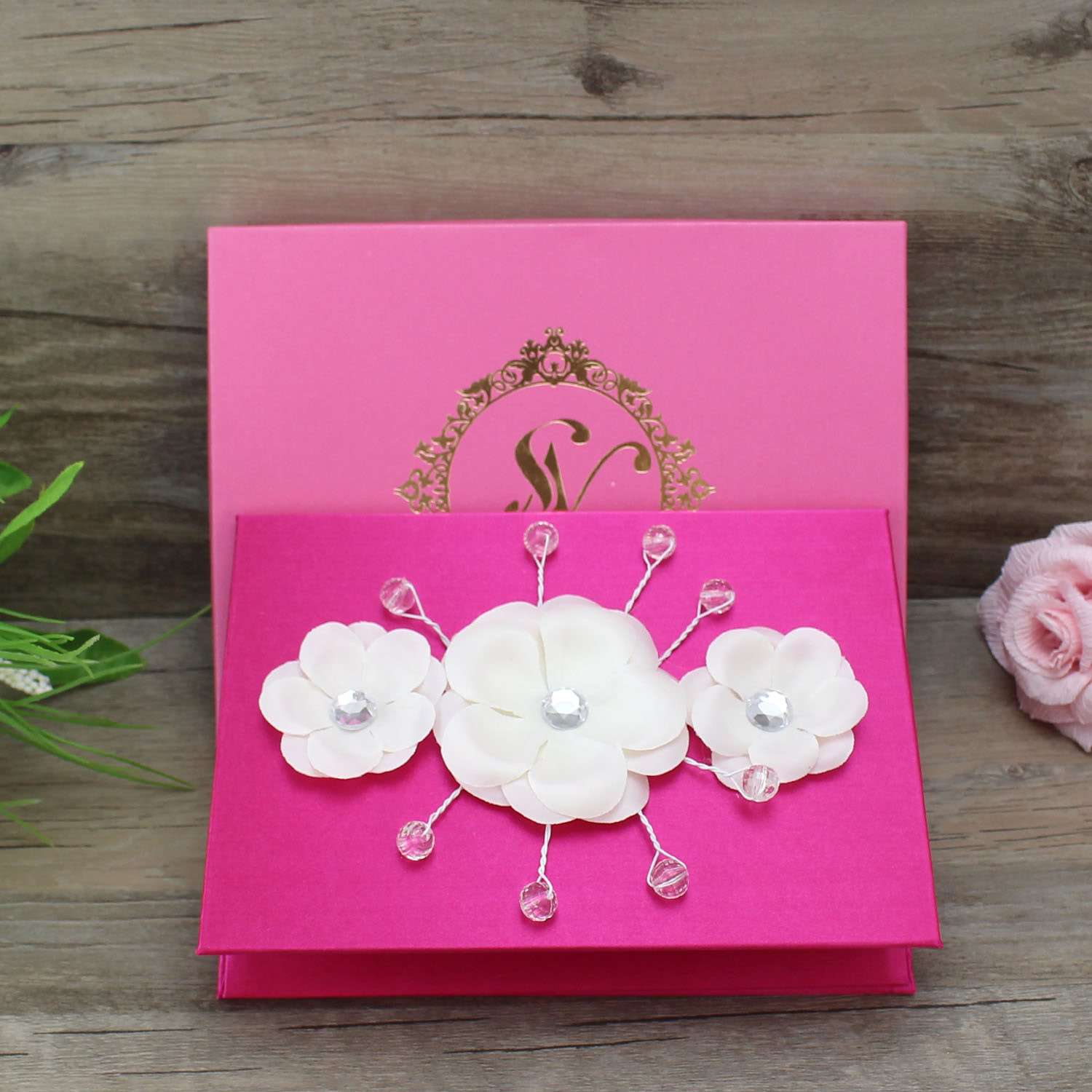 Handmade Invitation Card with Paper Box Hardcover Wedding Invitation Foil Printing 